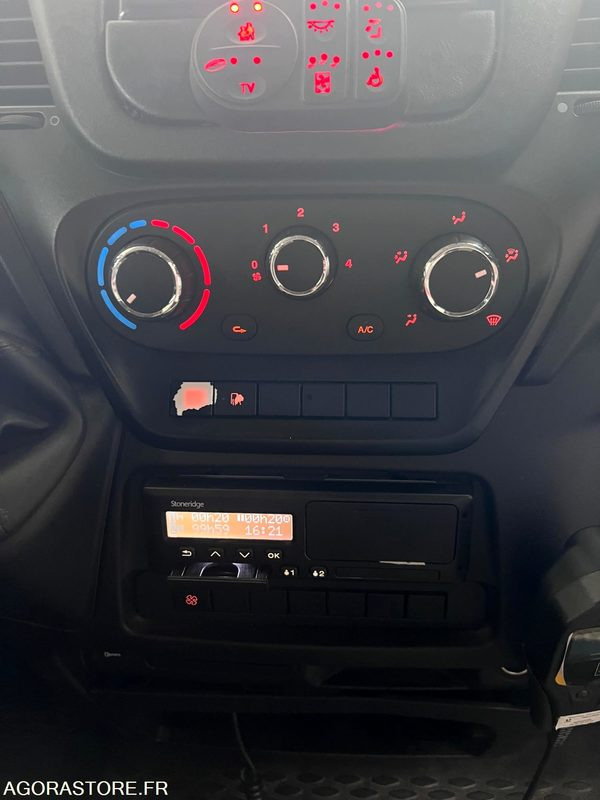 Iveco daily 08/2016 22 +1 places 240 000 kms - Školski autobus: slika 5 Iveco daily 08/2016 22 +1 places 240 000 kms - Školski autobus: slika 5