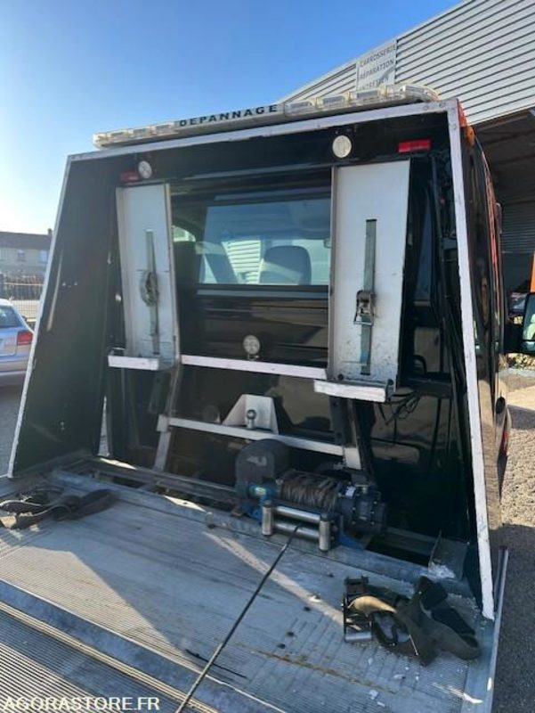 CRAFTER DEPANNEUSE VASP PTE VOITURE CARTE BLANCHE - 2007 - 393000km - Kamion: slika 3 CRAFTER DEPANNEUSE VASP PTE VOITURE CARTE BLANCHE - 2007 - 393000km - Kamion: slika 3