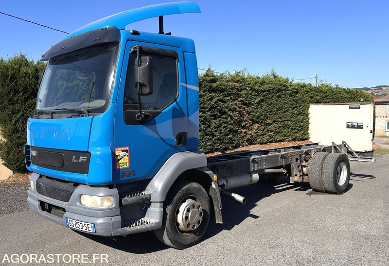 DAF LF 55.220 (6 CYLINDRES CUMMINS) - Kamion: slika 2 DAF LF 55.220 (6 CYLINDRES CUMMINS) - Kamion: slika 2