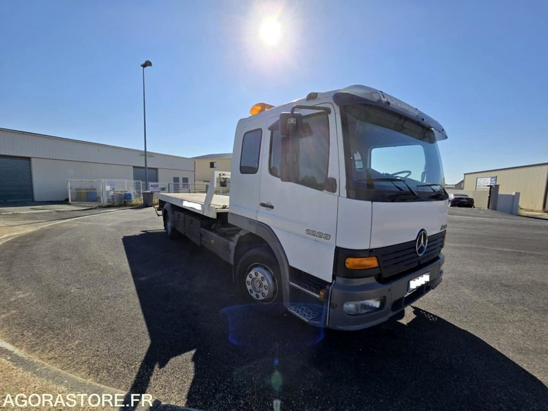 Dépanneuse Mercedes 1223 L - 2000 - MOTEUR 8O.000 - Kamion: slika 1 Dépanneuse Mercedes 1223 L - 2000 - MOTEUR 8O.000 - Kamion: slika 1