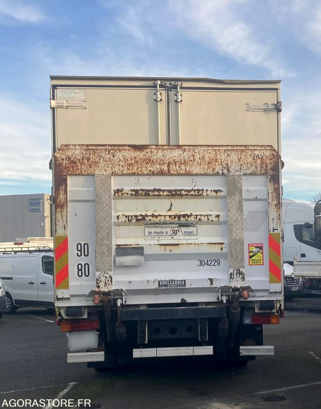 MERCEDES AXOR 2533 - 2009 - 452 922km - Kamion: slika 4 MERCEDES AXOR 2533 - 2009 - 452 922km - Kamion: slika 4