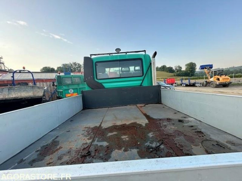 MERCEDES UNIMOG U300C VERSION COMMUNALE 2000 97652 KM - Kamion: slika 5 MERCEDES UNIMOG U300C VERSION COMMUNALE 2000 97652 KM - Kamion: slika 5