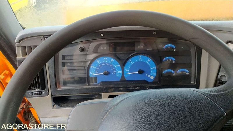 RENAULT 220 DCI - 2005 - 125012kms - Kamion: slika 4 RENAULT 220 DCI - 2005 - 125012kms - Kamion: slika 4