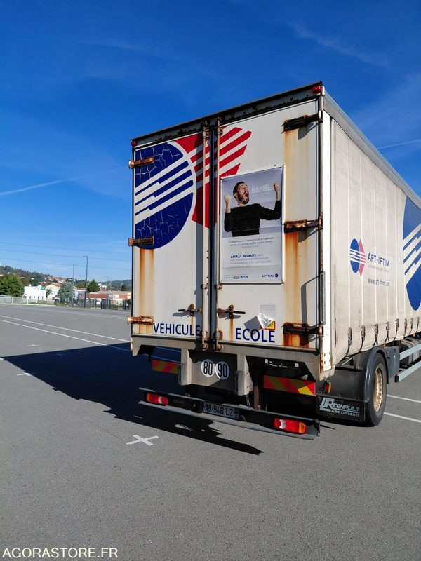 RENAULT midlum 240 - 2009 - 301686 Kms - Kamion: slika 3 RENAULT midlum 240 - 2009 - 301686 Kms - Kamion: slika 3