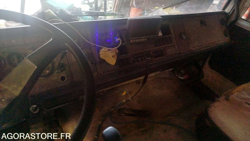 Renault Poids lourd G230 - 1985 - 564616KM - Kamion: slika 5 Renault Poids lourd G230 - 1985 - 564616KM - Kamion: slika 5