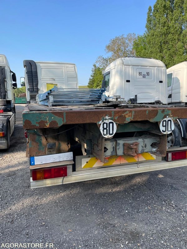 VOLVO FH12 - 1997 - 124 162 KMS - Kamion: slika 4 VOLVO FH12 - 1997 - 124 162 KMS - Kamion: slika 4