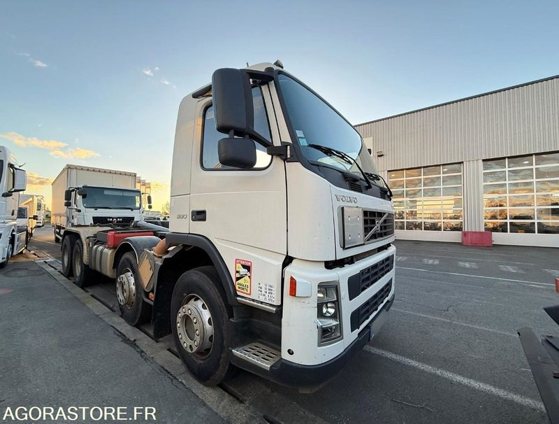 VOLVO FM12 380 - 2004 - 636 982 - Kamion: slika 2 VOLVO FM12 380 - 2004 - 636 982 - Kamion: slika 2