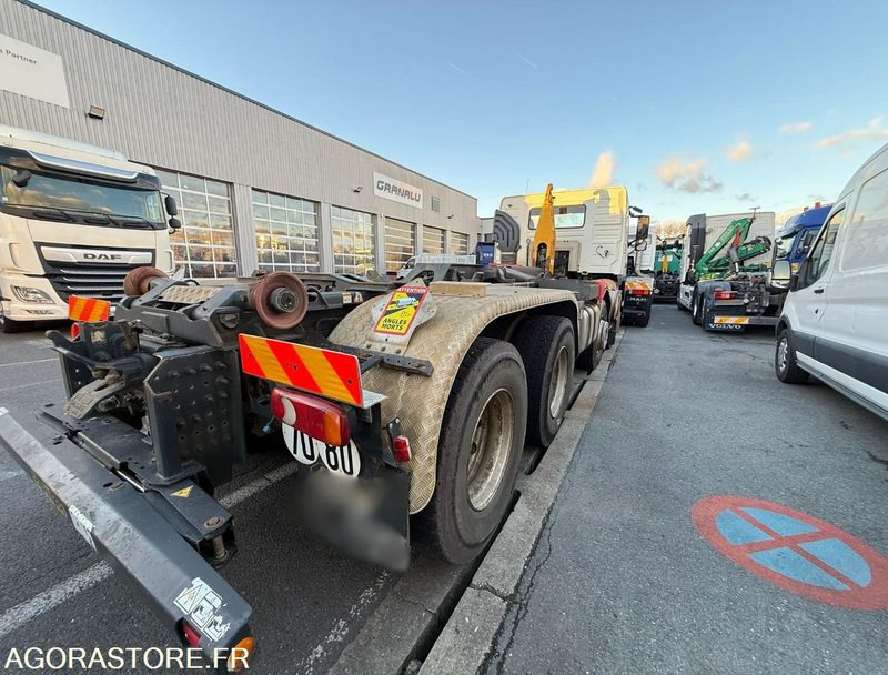 VOLVO FM12 380 - 2004 - 636 982 - Kamion: slika 3 VOLVO FM12 380 - 2004 - 636 982 - Kamion: slika 3