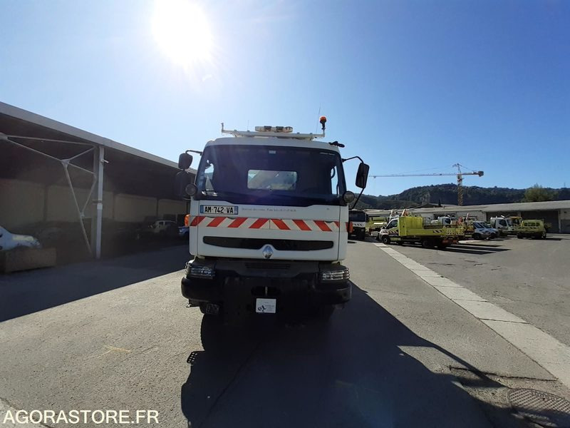 Camion Renault kerax 380 - 2001 - 278532 KM - Kamion: slika 2 Camion Renault kerax 380 - 2001 - 278532 KM - Kamion: slika 2