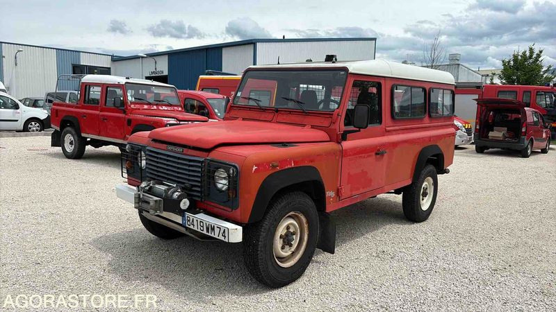 LAND ROVER DÉFENDER 110 - 67 933 Kms - 1999 - 8419 WM 74 - SUVSUV: slika 1 LAND ROVER DÉFENDER 110 - 67 933 Kms - 1999 - 8419 WM 74 - SUVSUV: slika 1