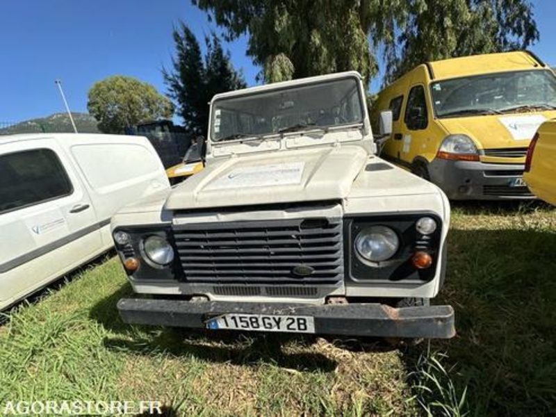 LAND ROVER DEFENDER - 2002 - 173989KM - 1158GY2B - Pikap: slika 2 LAND ROVER DEFENDER - 2002 - 173989KM - 1158GY2B - Pikap: slika 2