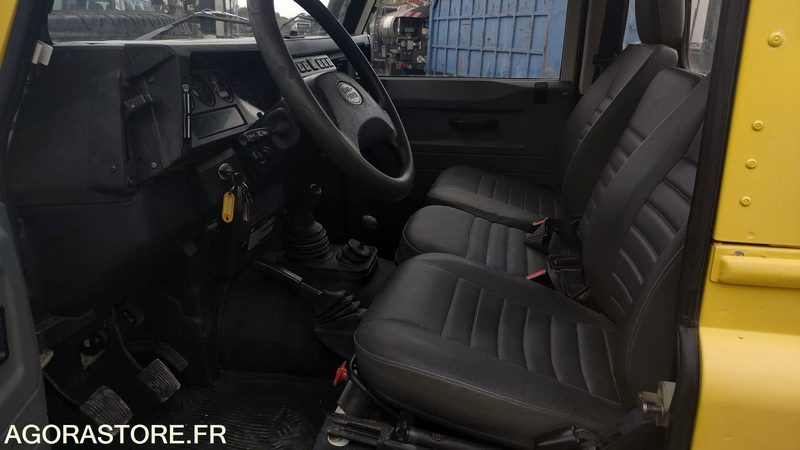 LAND ROVER DEFENDER - 2003 - 98879km - Automobil: slika 5 LAND ROVER DEFENDER - 2003 - 98879km - Automobil: slika 5