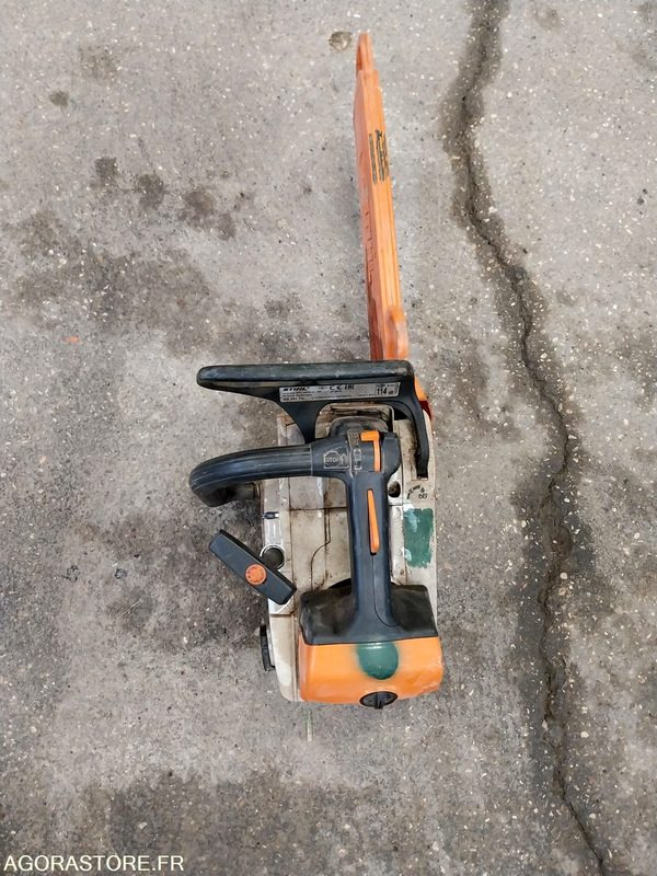 LOT de 3 tronçonneuses STIHL / - Baštenska oprema: slika 4 LOT de 3 tronçonneuses STIHL / - Baštenska oprema: slika 4