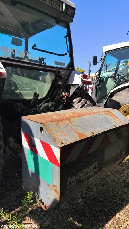 Lot Renault - Tracteur ergos 110-CF 056 - 2001 - 11404 et CHARGEUR FAUCHEUX TRF0 - Traktor: slika 4 Lot Renault - Tracteur ergos 110-CF 056 - 2001 - 11404 et CHARGEUR FAUCHEUX TRF0 - Traktor: slika 4