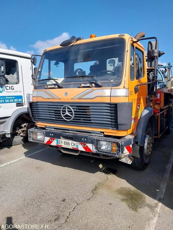 MERCEDES 1922 HUWER 1993 (922674Km) NON ROULANT EXPORT UNIQUEMENT - Vakuumska cisterna: slika 2 MERCEDES 1922 HUWER 1993 (922674Km) NON ROULANT EXPORT UNIQUEMENT - Vakuumska cisterna: slika 2