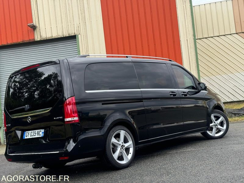 MERCEDES CLASSE V 250 190 CV EXTRA LONG 8 PLACES - 2015 - 185000km - PRIX TTC - Minibus, Putnički kombi: slika 2 MERCEDES CLASSE V 250 190 CV EXTRA LONG 8 PLACES - 2015 - 185000km - PRIX TTC - Minibus, Putnički kombi: slika 2