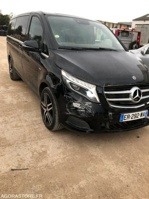 MERCEDES CLASSE V 250cdi 4 MATIC - 2017 / 441000 KM - Automobil: slika 1 MERCEDES CLASSE V 250cdi 4 MATIC - 2017 / 441000 KM - Automobil: slika 1