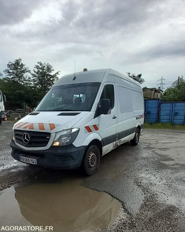 MERCEDES SPRINTER diesel - Année 2018 - 349.100km - Furgon: slika 2 MERCEDES SPRINTER diesel - Année 2018 - 349.100km - Furgon: slika 2