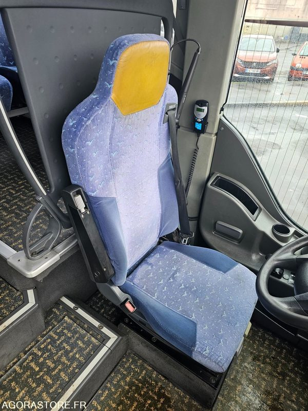 MERCEDES TOURISMO - 2012 - 880 795km - CF562CP - Turistički autobus: slika 5 MERCEDES TOURISMO - 2012 - 880 795km - CF562CP - Turistički autobus: slika 5