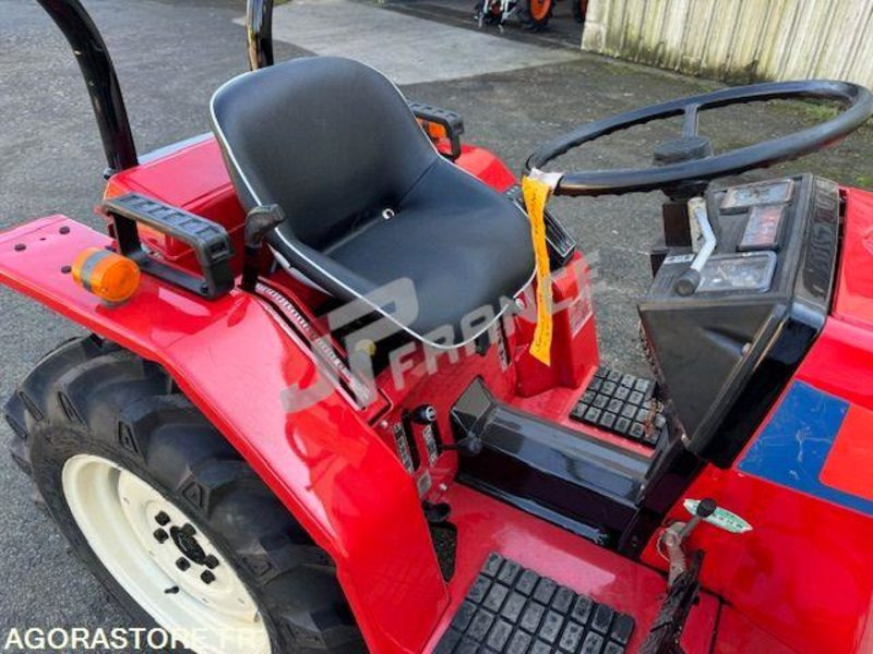 MICROTRACTEUR YANMAR 16CV 3 CYLINDRES DIESEL D'OCCASION 4 RM PDF 3 PTS COMPLET - Traktor: slika 3 MICROTRACTEUR YANMAR 16CV 3 CYLINDRES DIESEL D'OCCASION 4 RM PDF 3 PTS COMPLET - Traktor: slika 3