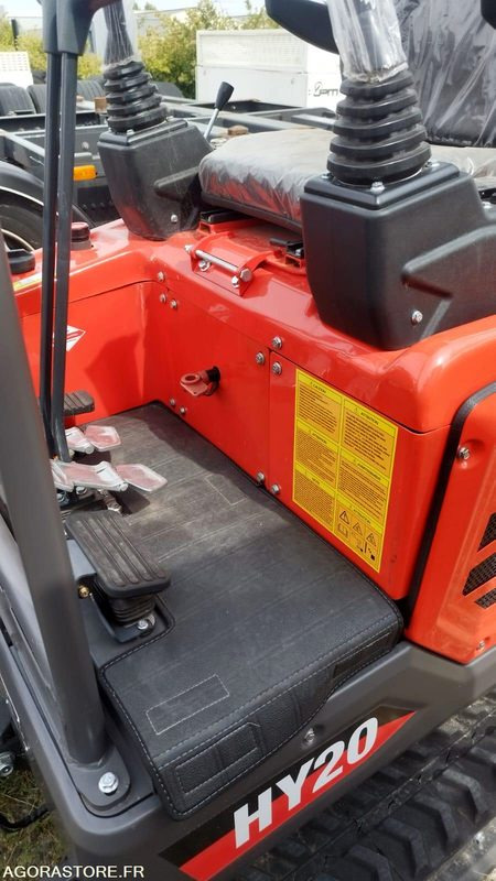 MINI-PELLE MOTEUR KUBOTA - HUAYEE HY16 - Bager: slika 3 MINI-PELLE MOTEUR KUBOTA - HUAYEE HY16 - Bager: slika 3