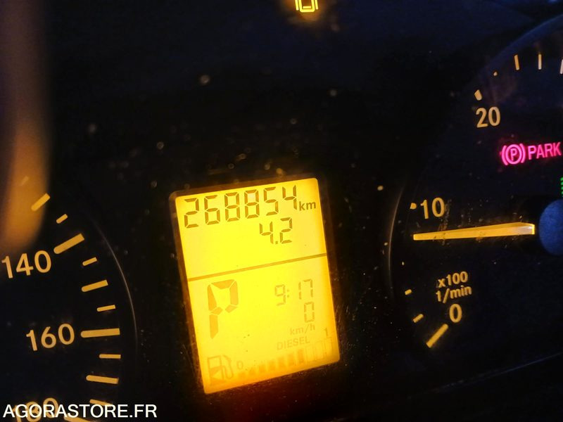 Mercedes sprinter ANNEE 2015 BOITE AUTO - Dostavno vozilo istovarivač: slika 5 Mercedes sprinter ANNEE 2015 BOITE AUTO - Dostavno vozilo istovarivač: slika 5