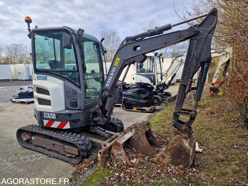Mini pelle Volvo ECR25D - 2015 - 4538h - Bager: slika 2 Mini pelle Volvo ECR25D - 2015 - 4538h - Bager: slika 2