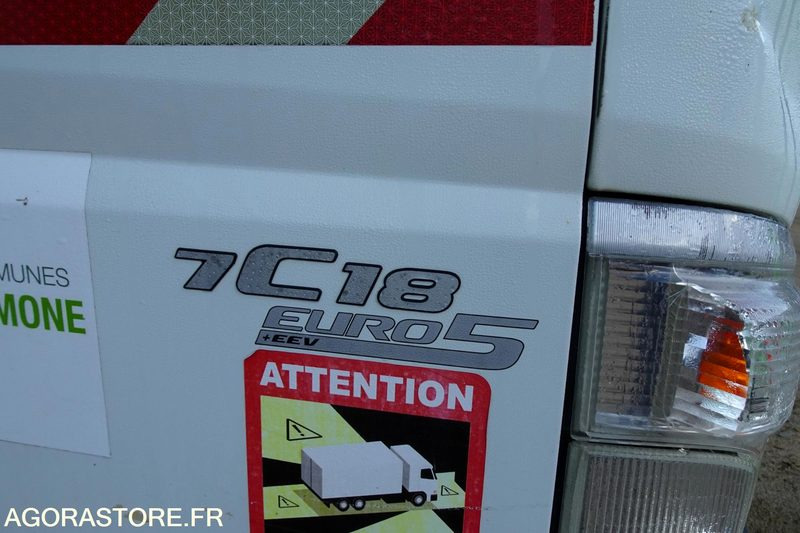 Mitsubishi Fuso - Kamion za smeće: slika 3 Mitsubishi Fuso - Kamion za smeće: slika 3