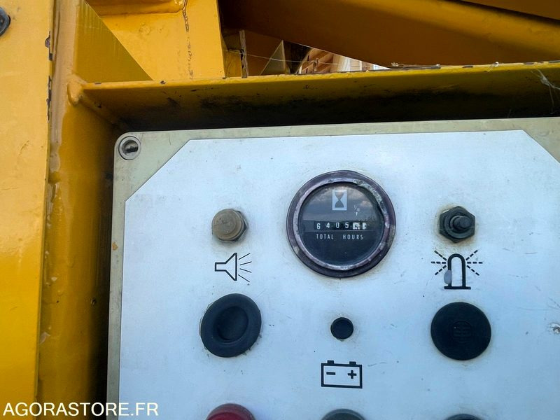NACELLE HAULOTTE HA16D 4X4 1991 6400 HEURES - Vazdušna platforma: slika 5 NACELLE HAULOTTE HA16D 4X4 1991 6400 HEURES - Vazdušna platforma: slika 5