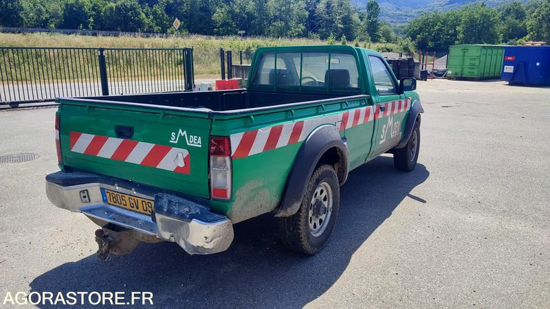 Nissan Pick-up - Dostavno vozilo istovarivač: slika 3 Nissan Pick-up - Dostavno vozilo istovarivač: slika 3