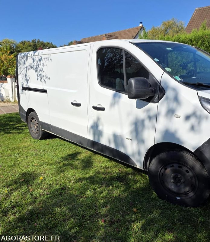 Opel vivaro B L2H1 fourgon 1.6 dci 3 places pack clim -roulant - Furgon: slika 5 Opel vivaro B L2H1 fourgon 1.6 dci 3 places pack clim -roulant - Furgon: slika 5