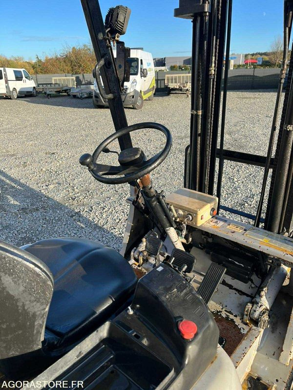 Caterpillar chariot élévateur diesel - Oprema za rukovanje materijalima: slika 5 Caterpillar chariot élévateur diesel - Oprema za rukovanje materijalima: slika 5