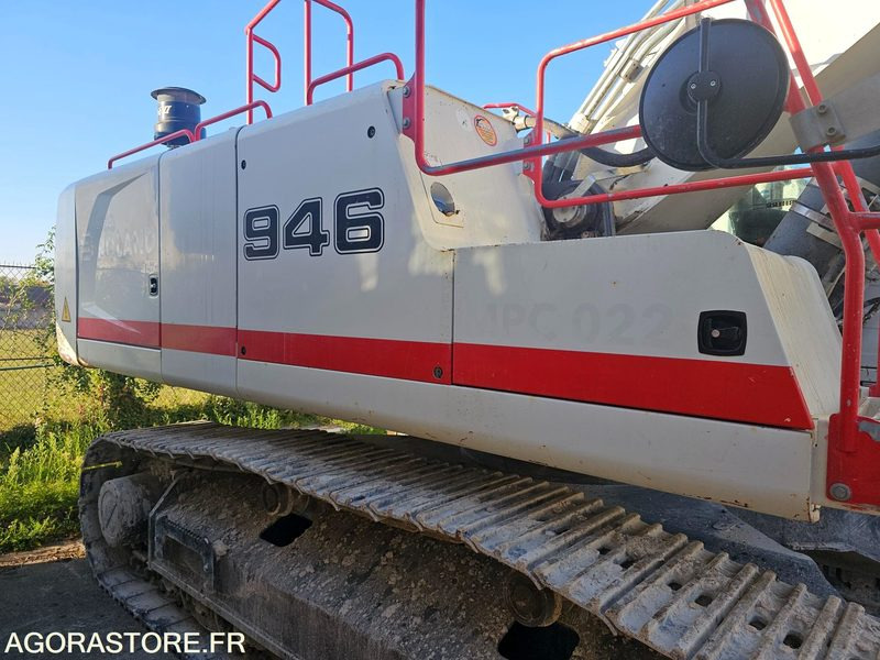 PELLE A CHENILLE LIEBHERR R946 - 2015 / 10235H (MPC022) - Bager: slika 3 PELLE A CHENILLE LIEBHERR R946 - 2015 / 10235H (MPC022) - Bager: slika 3