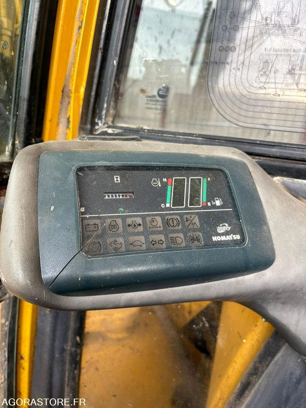 PELLE KOMATSU / 0333018 H / 2004 - Bager: slika 5 PELLE KOMATSU / 0333018 H / 2004 - Bager: slika 5