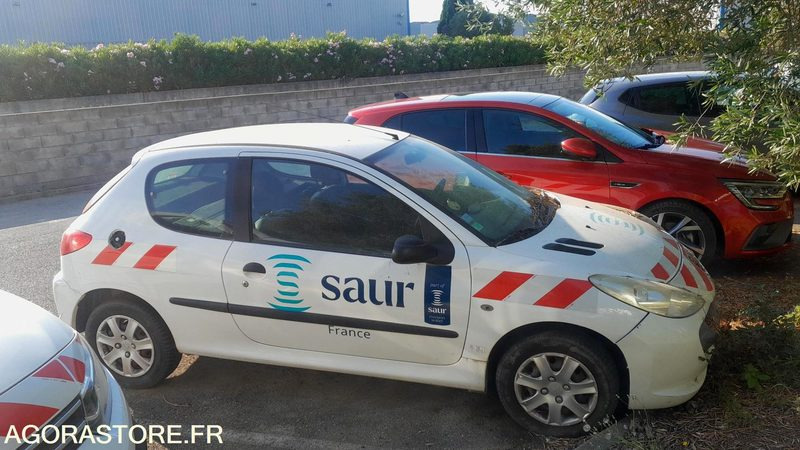PEUGEOT 206 + BA583LQ // 2010 // NON ROULANT // ETAT INCONNU - Automobil: slika 1 PEUGEOT 206 + BA583LQ // 2010 // NON ROULANT // ETAT INCONNU - Automobil: slika 1