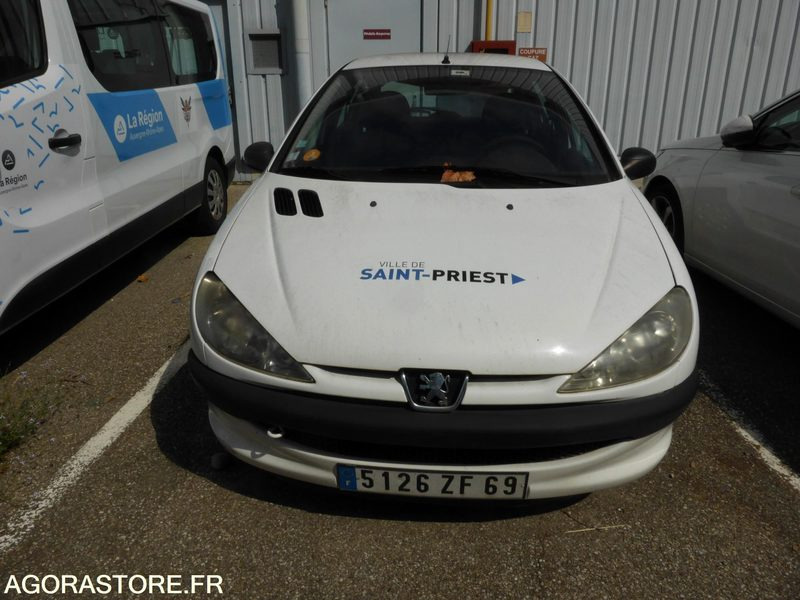 PEUGEOT 206 - Automobil: slika 1 PEUGEOT 206 - Automobil: slika 1