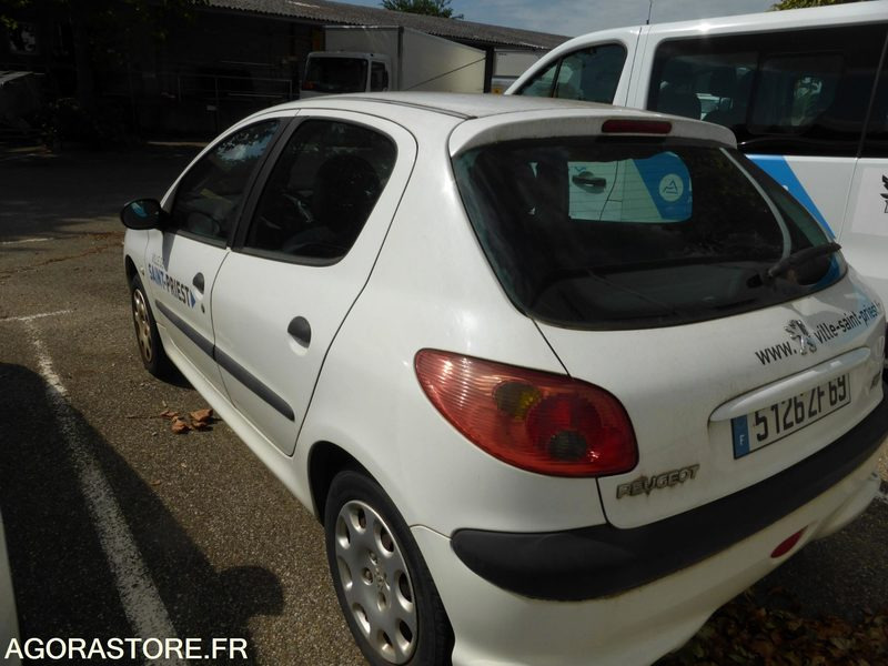 PEUGEOT 206 - Automobil: slika 2 PEUGEOT 206 - Automobil: slika 2