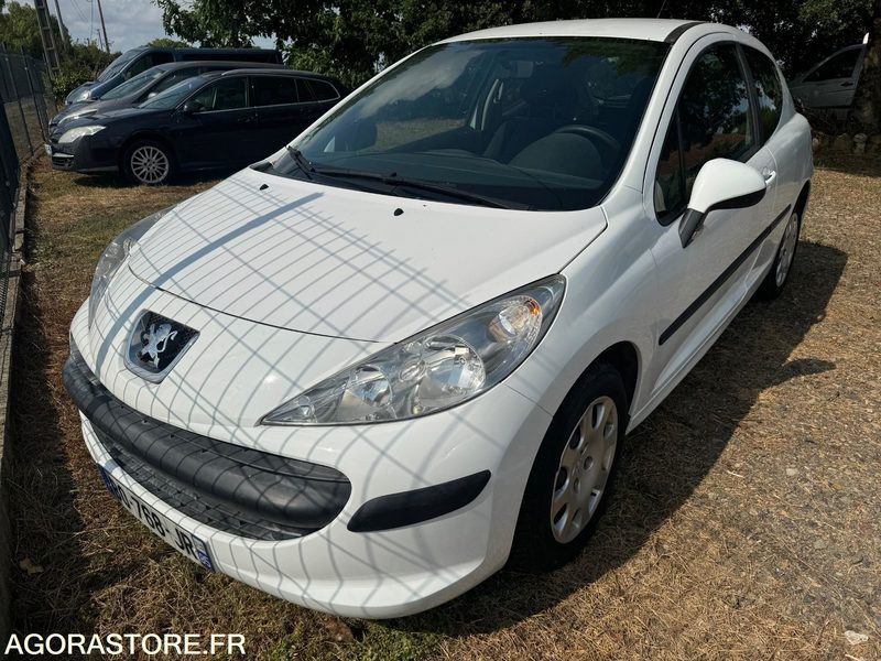 PEUGEOT 207 1.4 HDI STE - Automobil: slika 1 PEUGEOT 207 1.4 HDI STE - Automobil: slika 1