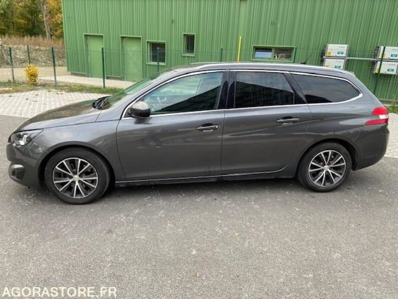 PEUGEOT 308SW - 2016 - 172000 KM - Karavan: slika 1 PEUGEOT 308SW - 2016 - 172000 KM - Karavan: slika 1