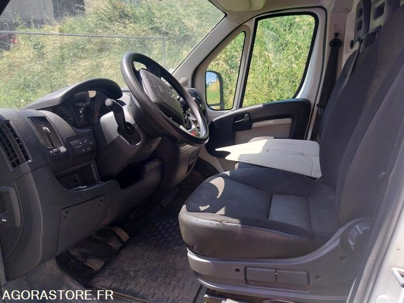 PEUGEOT BOXER FOURGON L2H2 110CH - Furgon: slika 5 PEUGEOT BOXER FOURGON L2H2 110CH - Furgon: slika 5