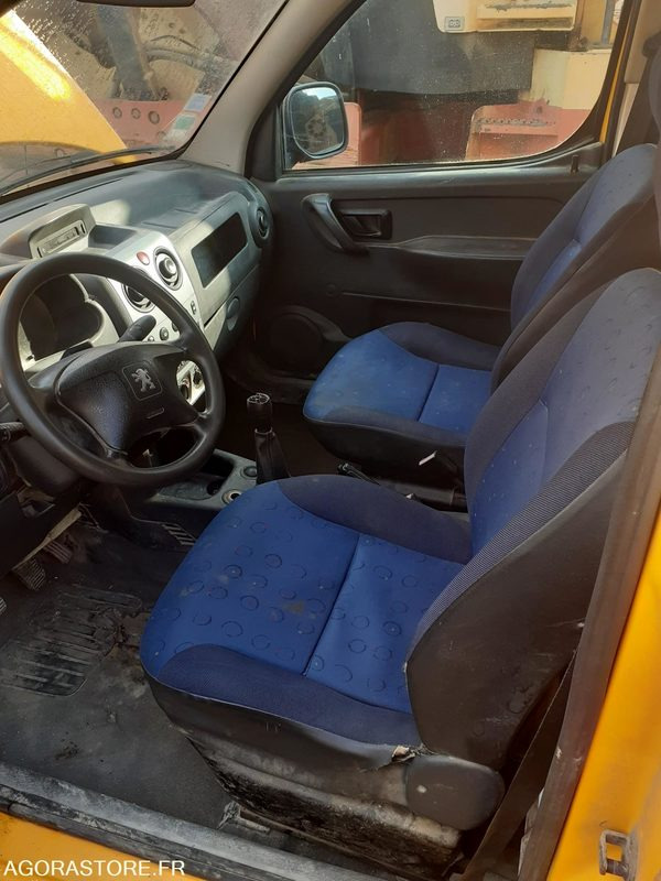 PEUGEOT PARTNER - 2005 / 360412KM (VCM11345) - Mali kombi: slika 5 PEUGEOT PARTNER - 2005 / 360412KM (VCM11345) - Mali kombi: slika 5