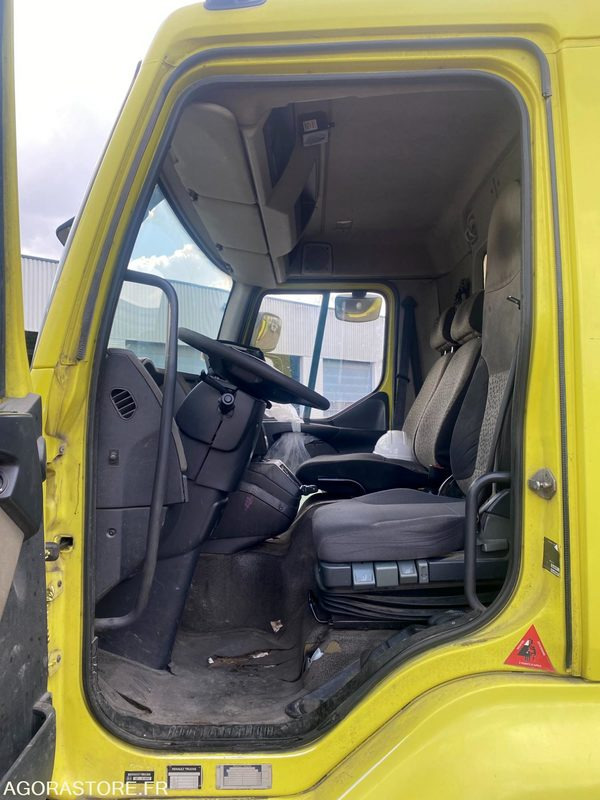 PORTEUR BOM 16T RENAULT FAUN -2012 / 252385 KM (4008) - Kamion za smeće: slika 4 PORTEUR BOM 16T RENAULT FAUN -2012 / 252385 KM (4008) - Kamion za smeće: slika 4