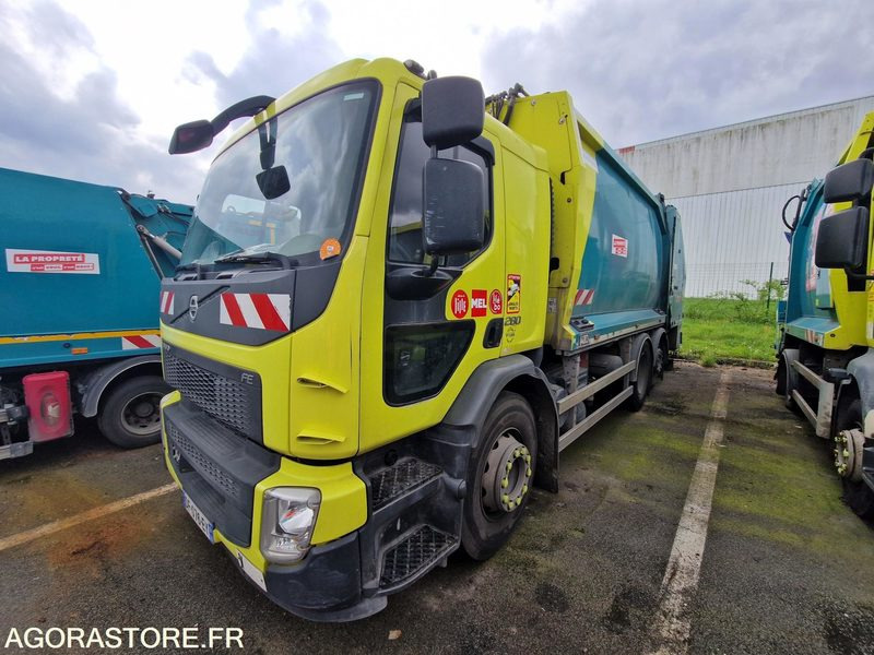 PORTEUR BOM 26T VOLVO GEESINK - 2014 - 167708 KM - Kamion za smeće: slika 3 PORTEUR BOM 26T VOLVO GEESINK - 2014 - 167708 KM - Kamion za smeće: slika 3