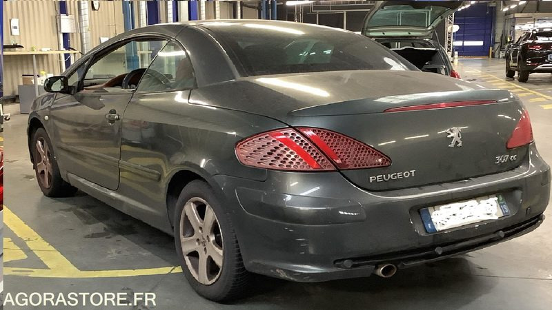 Peugeot 307 CC 2.0 16V - Kabriolet: slika 2 Peugeot 307 CC 2.0 16V - Kabriolet: slika 2