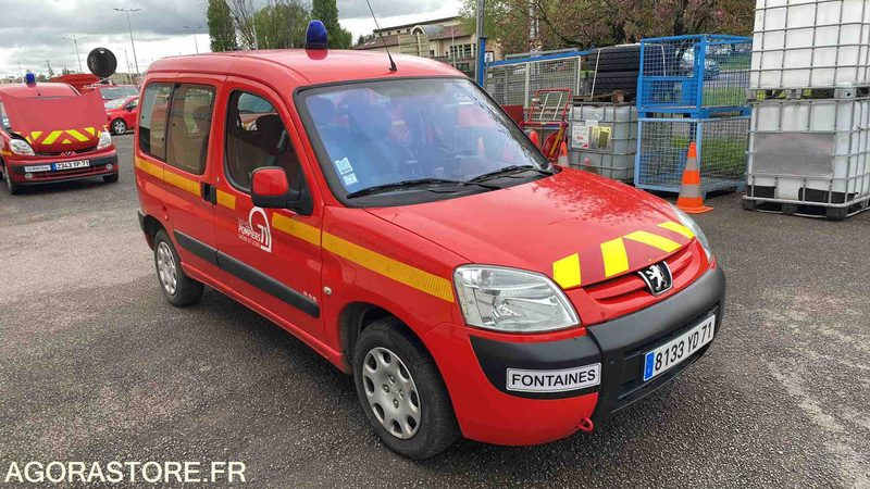 Peugeot - Partner Totem - 2006 - 130773KMS - 8133YD71 - Mali kombi: slika 3 Peugeot - Partner Totem - 2006 - 130773KMS - 8133YD71 - Mali kombi: slika 3