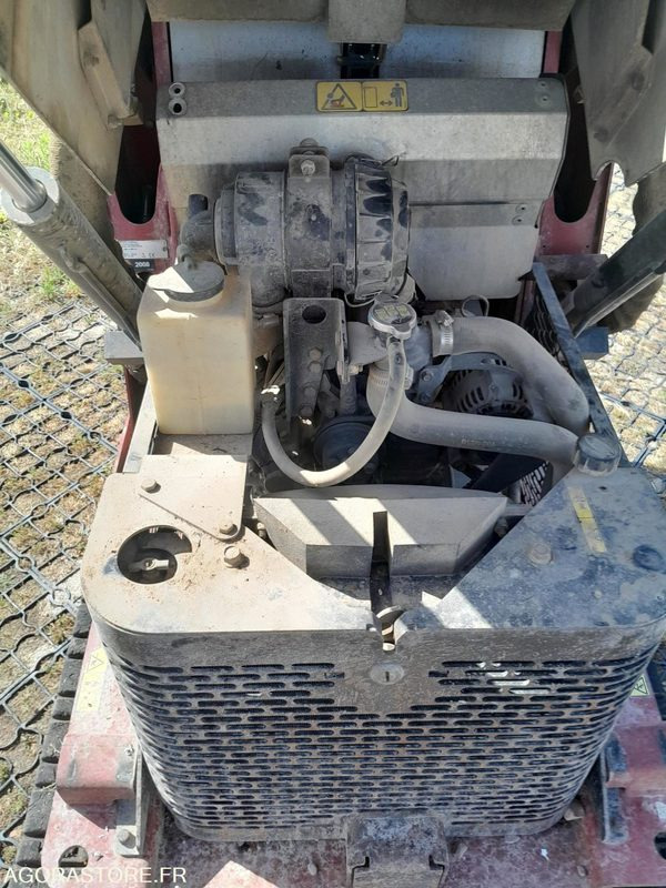 Porte outils à chenilles Dingo TX525 + godet (DI266+AC094) - Baštenska oprema: slika 5 Porte outils à chenilles Dingo TX525 + godet (DI266+AC094) - Baštenska oprema: slika 5