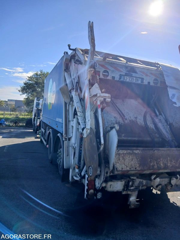 RENAULT 26T/BOM - FJ739BN - Kamion za smeće: slika 3 RENAULT 26T/BOM - FJ739BN - Kamion za smeće: slika 3