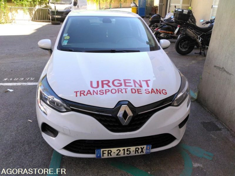 RENAULT CLIO 202000 kms 2020 - Automobil: slika 3 RENAULT CLIO 202000 kms 2020 - Automobil: slika 3