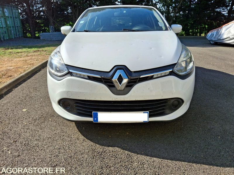 RENAULT-CLIO-4-DCI-75-5-PLACES - Automobil: slika 1 RENAULT-CLIO-4-DCI-75-5-PLACES - Automobil: slika 1
