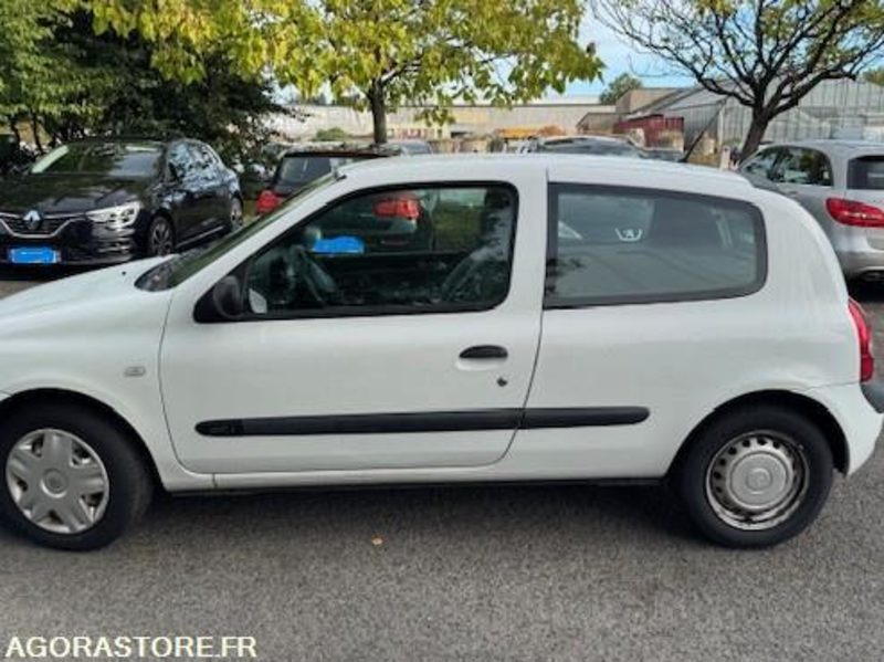 RENAULT CLIO SOCIETE - Automobil: slika 2 RENAULT CLIO SOCIETE - Automobil: slika 2